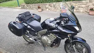 Honda CBF 1000 F (2010 - 13)  (2)
