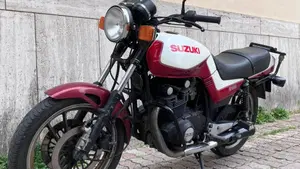 Suzuki  