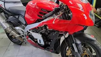 Aprilia RSV 1000 (2002) usata
