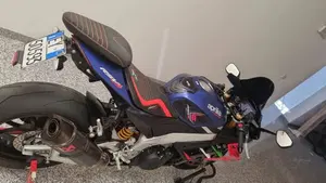 Aprilia RSV4 1100 Factory (2021 - 24)  (2)
