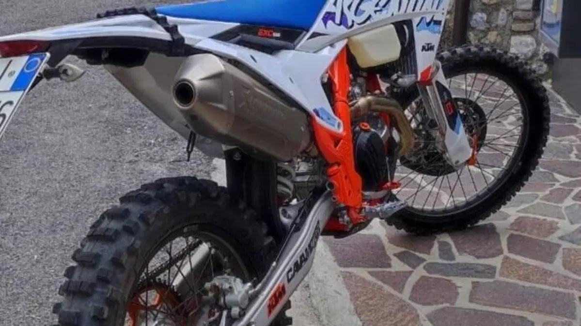 KTM 500 EXC-F Six Days (2024)  (14)