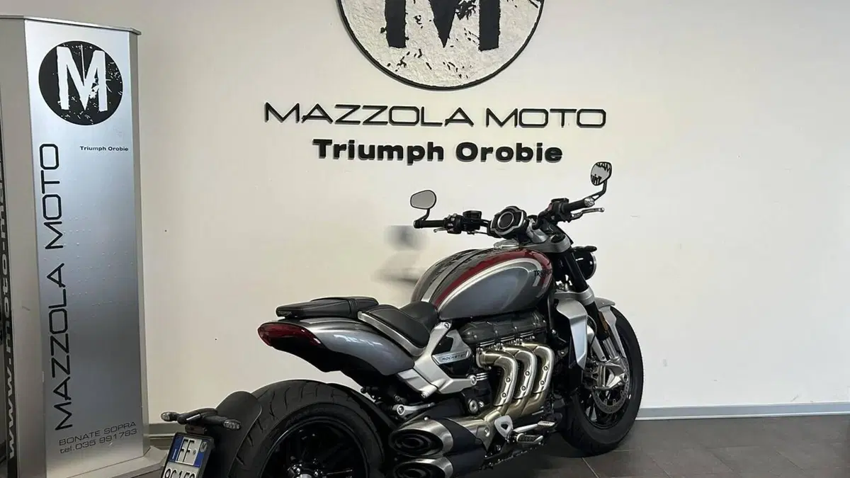 Triumph Rocket 3 R (2021 - 24)  (2)