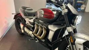 Triumph Rocket 3 R (2021 - 24)  (9)