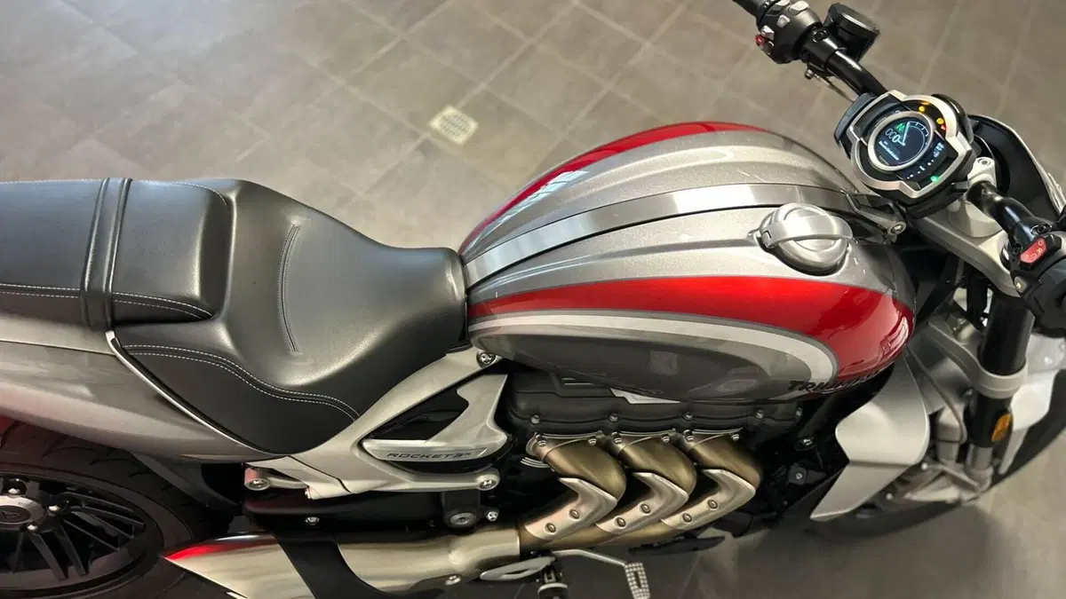 Triumph Rocket 3 R (2021 - 24)  (10)