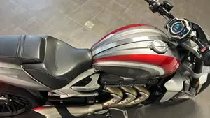 Triumph Rocket 3 R (2021 - 24)  (10)