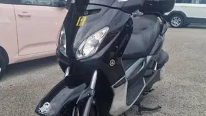 Yamaha X-Max 250 (2007 - 09)  (2)