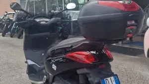 Yamaha X-Max 250 (2007 - 09)  (3)