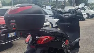 Yamaha X-Max 250 (2007 - 09)  (4)