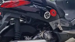 Yamaha X-Max 250 (2007 - 09)  (8)
