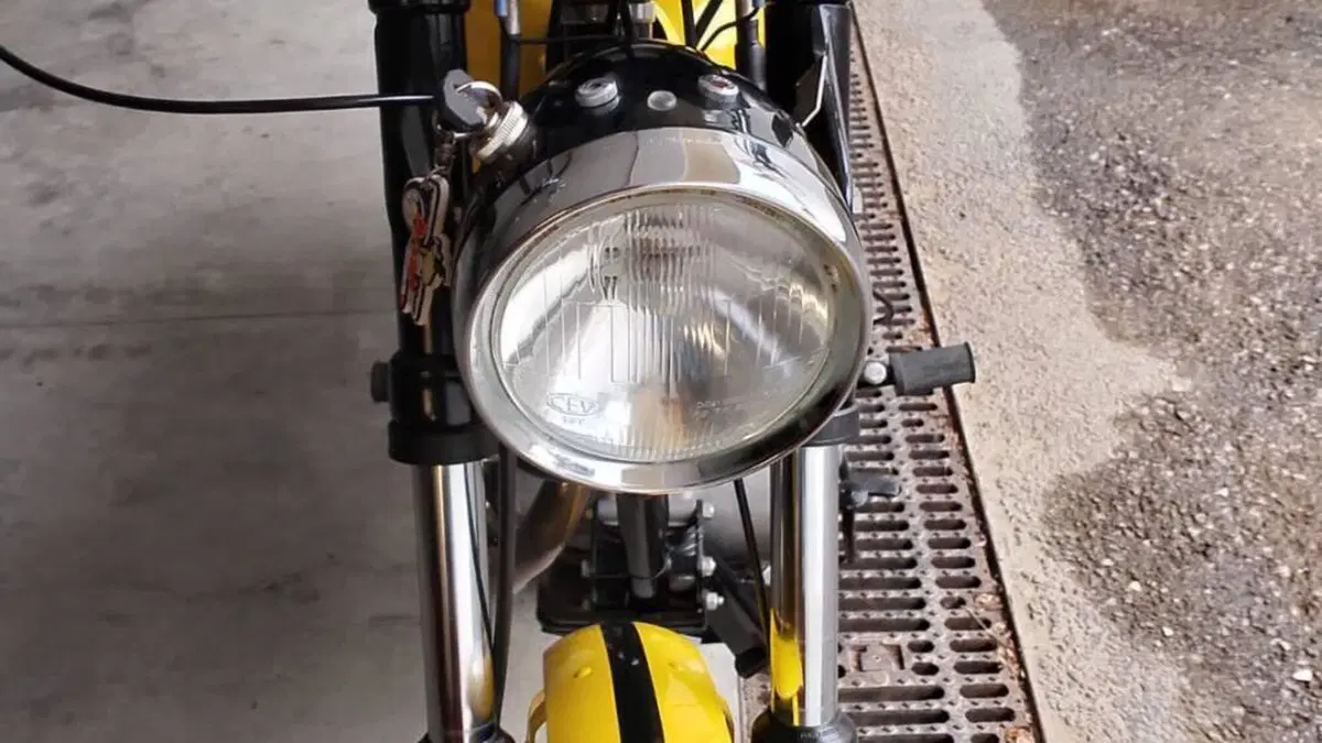 Ducati   (8)