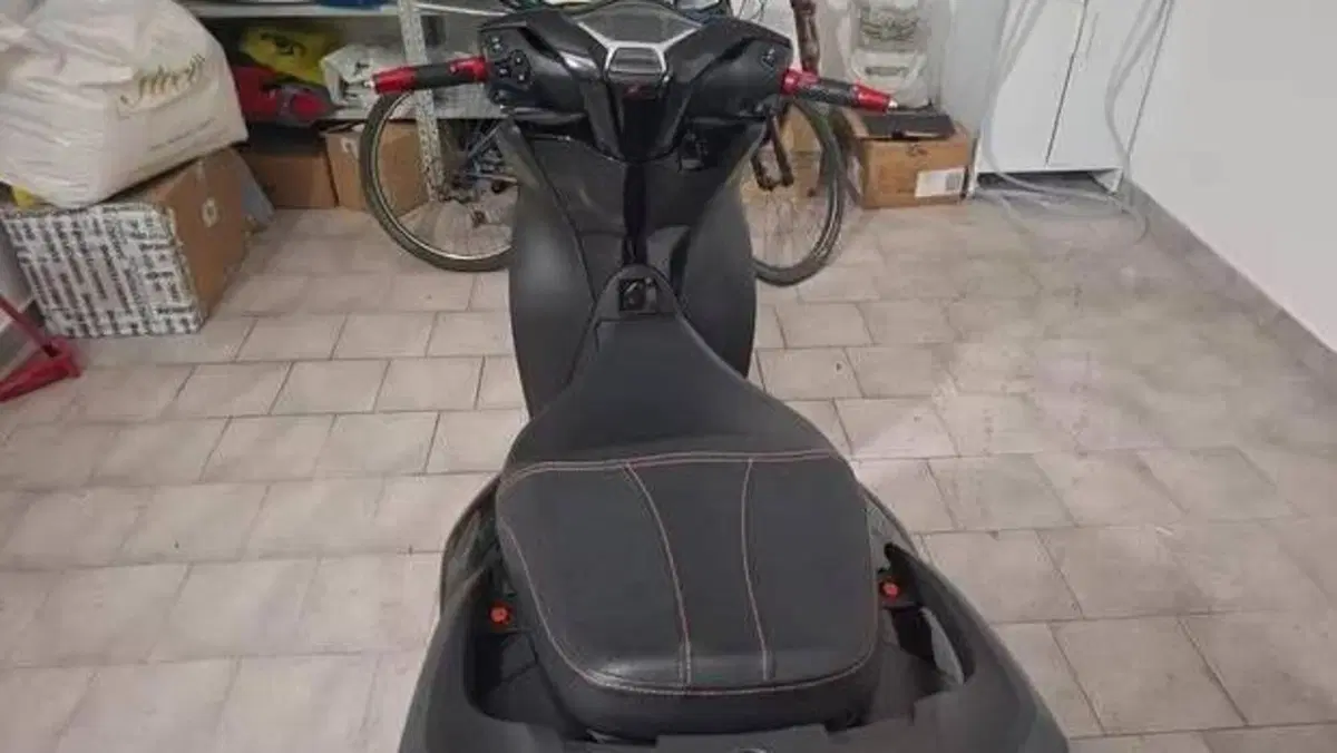 Honda SH 125i Sport (2024 - 25)  (2)