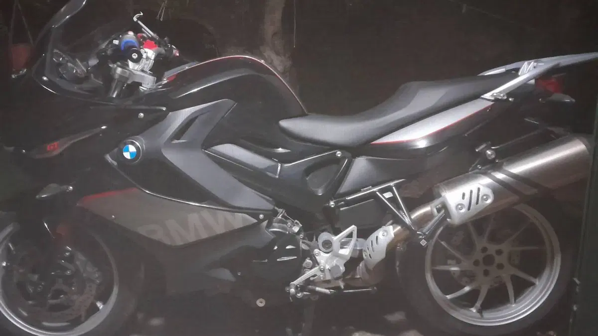 Bmw F 800 GT (2017 - 20)  (3)