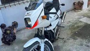 Moto Guzzi   (3)