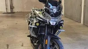CFMOTO 800MT Touring (2022 - 26) 