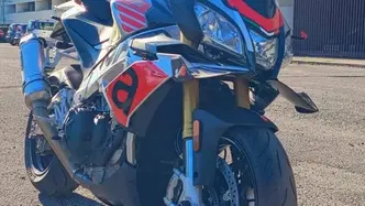 Aprilia Tuono V4 RR (2017 - 18) usata
