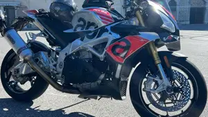 Aprilia Tuono V4 RR (2017 - 18)  (7)