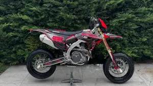Honda CRF 450R (2022) 