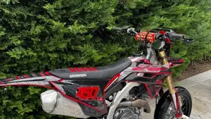 Honda CRF 450R (2022)  (9)
