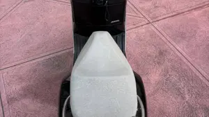 Piaggio Vespa 200 E  (4)