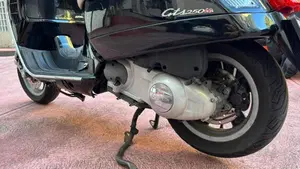 Piaggio Vespa 200 E  (7)