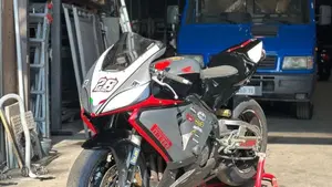 Honda CBR 600 RR (2003 - 04)  (2)