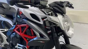 MV Agusta Brutale 800 RR (2017 - 20)  (17)