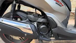 Honda SH 300 i Sport ABS (2018 - 20)  (4)