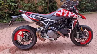 Ducati Hypermotard 950 RVE (2022 - 25) usata