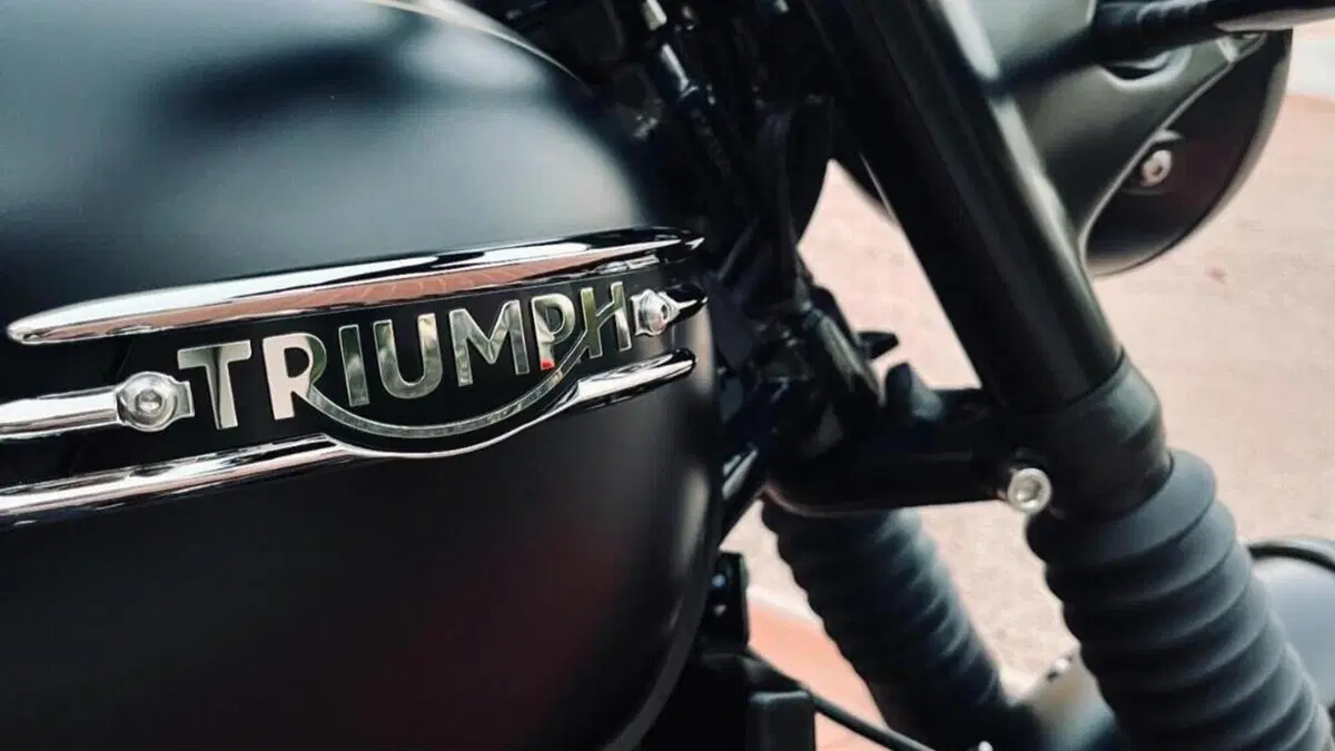 Triumph Bonneville T120 Gold Line Edition (2022 - 23) 