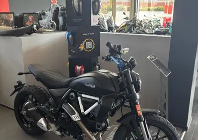 Ducati Scrambler 800 Icon Dark (2025 - 26) - Annuncio 10012097