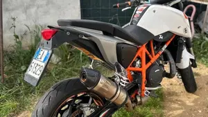 KTM 690 Duke R (2010 - 15)  (2)