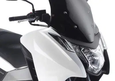 GIVI D1109B Parabrezza basso e sportivo nero lucid - Annuncio 9254299