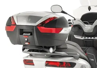 GIVI SR5609 Attacco posteriore specifico per baule - Annuncio 8911300