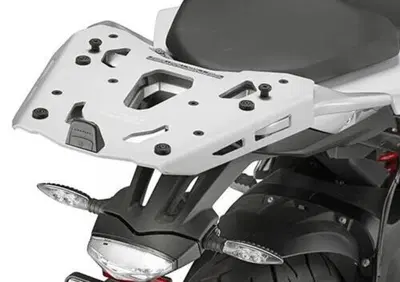 Attacco posteriore Givi SRA5119 specifico per baul - Annuncio 8986965