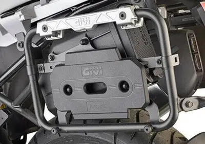 Givi TL5108CAMKIT kit attacco specifico per S250 T - Annuncio 8979642