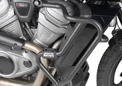Paramotore Tubolare Givi TN8400 Per Harley Davidso - Annuncio 8969478