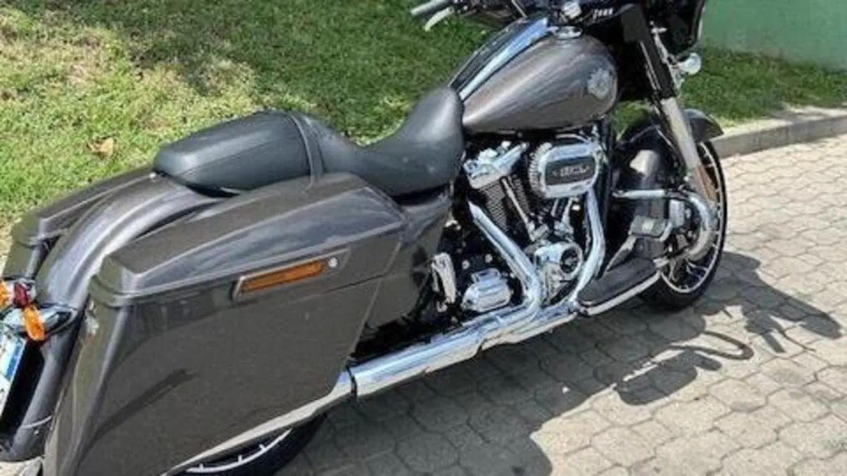 Harley-Davidson Street Glide ST (2022 - 23)  (2)