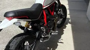 Ducati Scrambler 800 Desert Sled (2021 - 22)  (5)