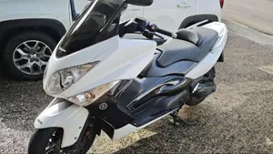 Yamaha T-Max 500 White Max (2010 - 11)  (3)