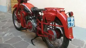 Moto Guzzi   (5)