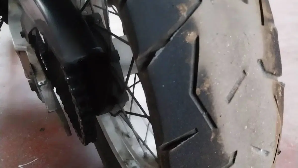 Honda Africa Twin XRV 750 (1996 - 02)  (12)