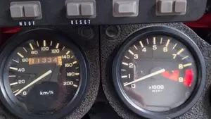 Honda Africa Twin XRV 750 (1996 - 02)  (14)