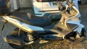 Gilera Nexus 300 (2007 - 13)  (2)