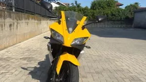 Yamaha YZF R125 (2008 -13)  (2)