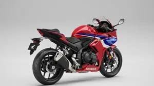 Honda CBR 500 R (2026)  (4)