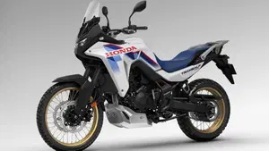 Honda Transalp XL750 (2026)  (2)