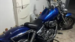 Suzuki Marauder VZ 800  (3)