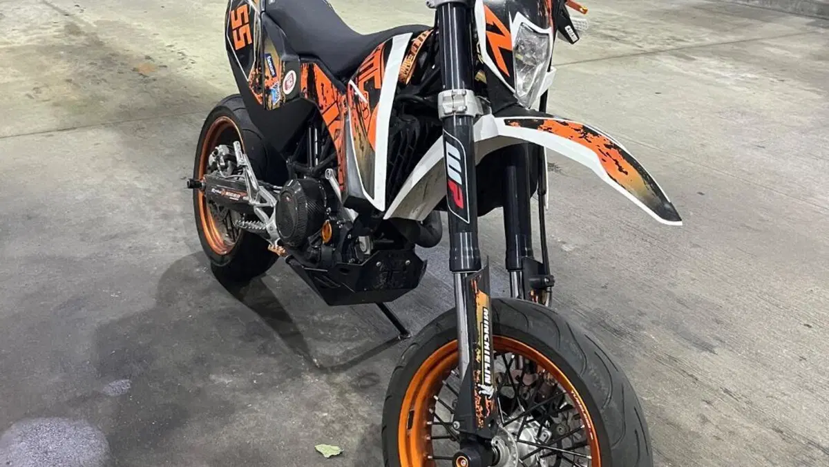 KTM 690 SMC (2008- 11)  (4)