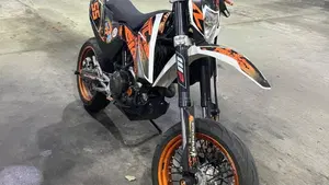 KTM 690 SMC (2008- 11)  (4)