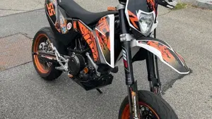 KTM 690 SMC (2008- 11)  (3)